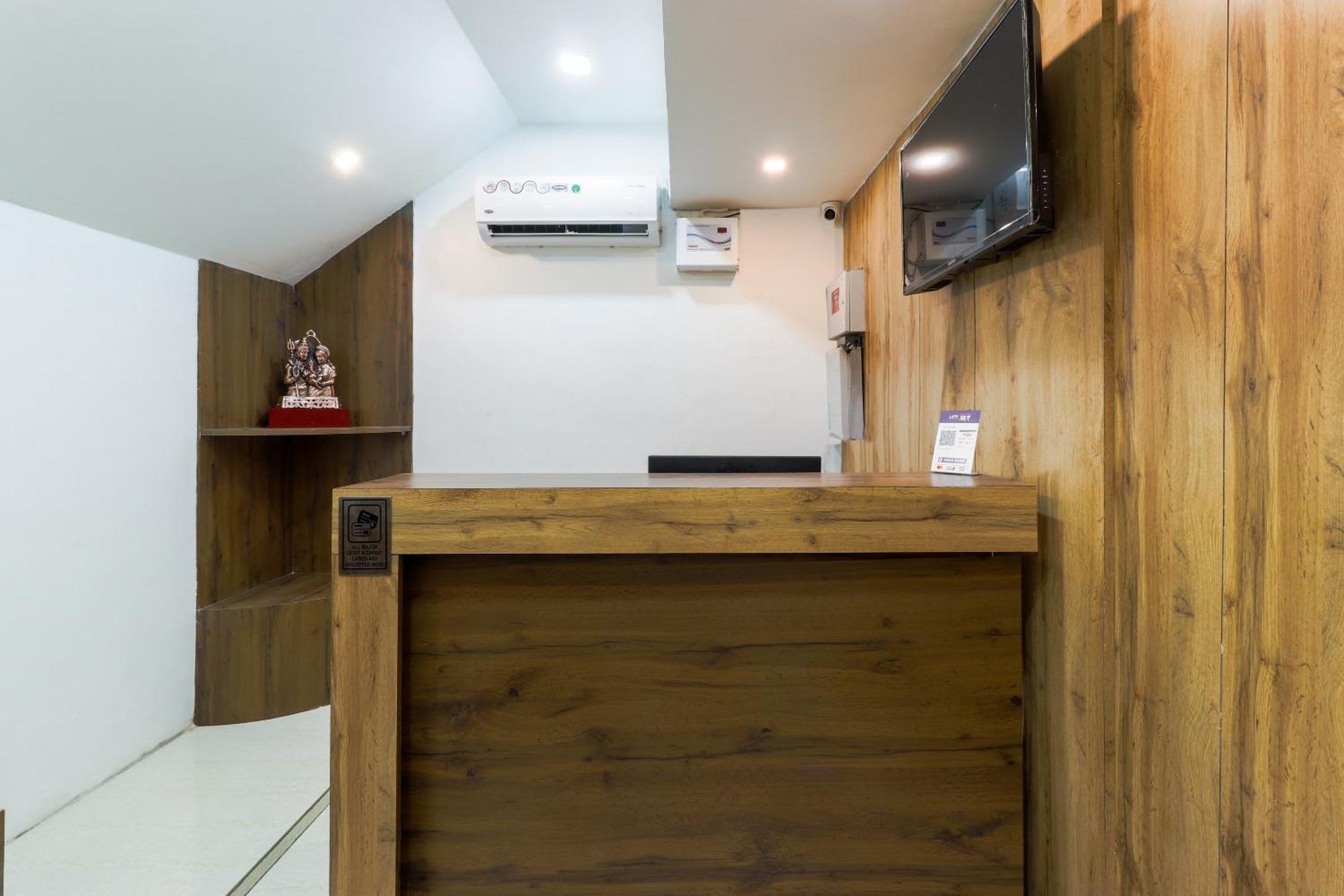 Hotel O Vrindavan Inn Near Lulu Mall Bijnaur Экстерьер фото