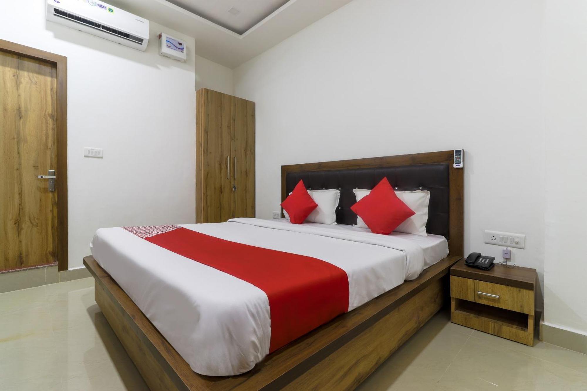 Hotel O Vrindavan Inn Near Lulu Mall Bijnaur Экстерьер фото