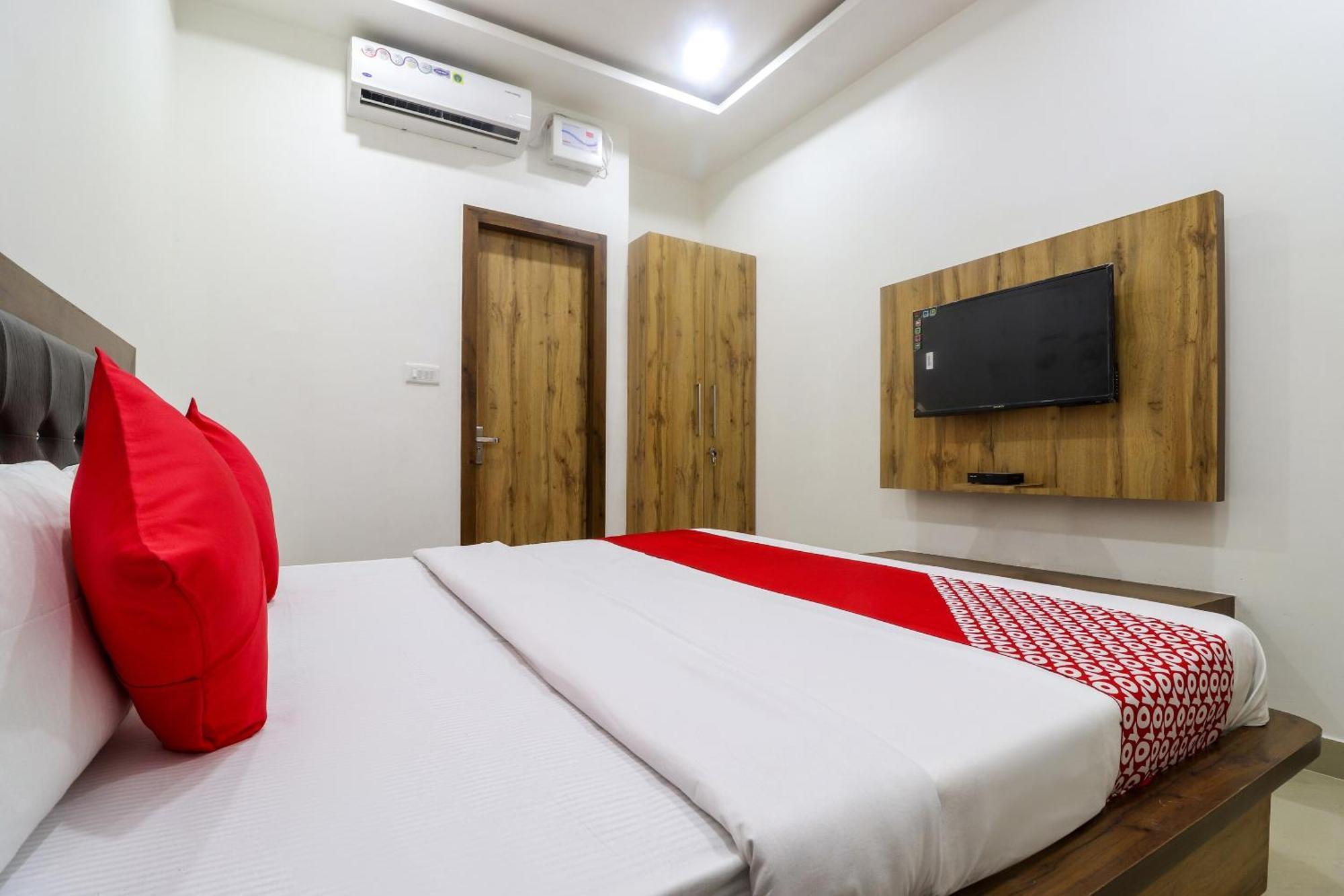 Hotel O Vrindavan Inn Near Lulu Mall Bijnaur Экстерьер фото