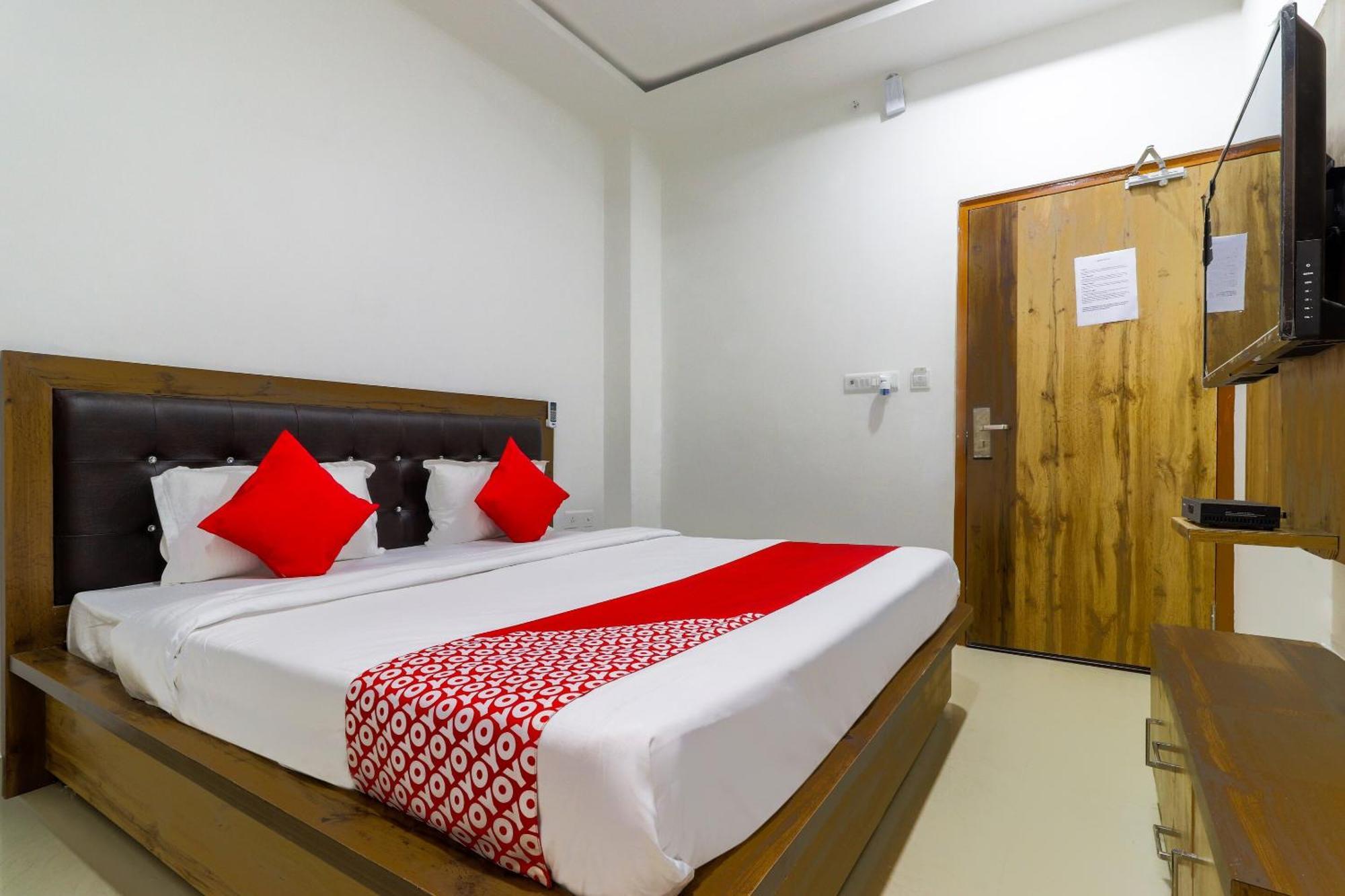 Hotel O Vrindavan Inn Near Lulu Mall Bijnaur Экстерьер фото